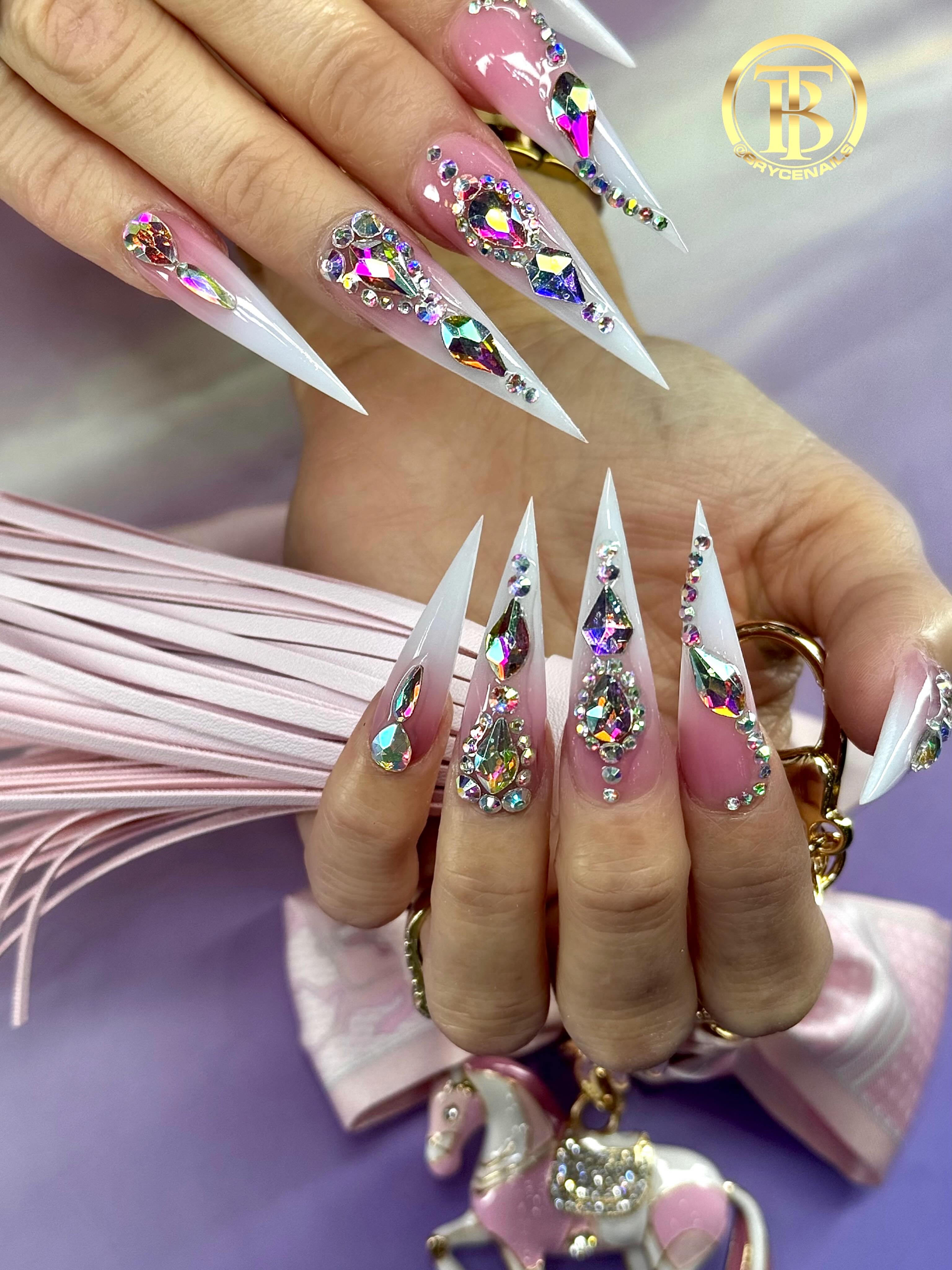 Nail Art Design 220526